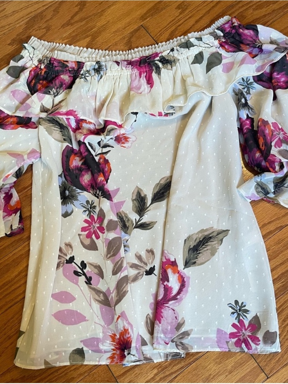 White House Black Market Floral Off Shoulder Ruffle Blouse Size L - Picture 3 of 13